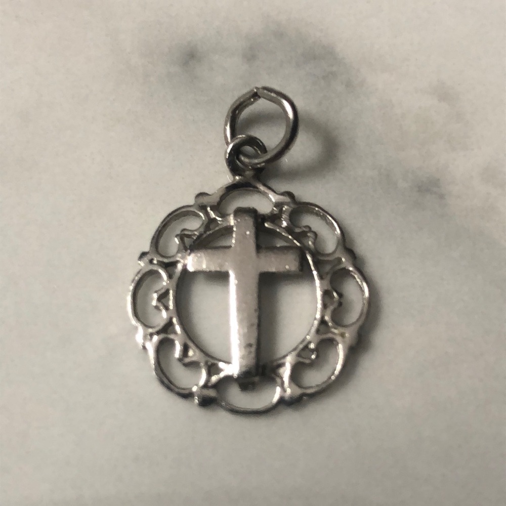 Cross crucifix sterling silver pendant Christian Catholic‎